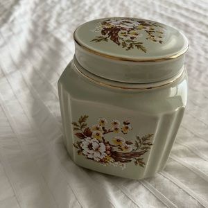 Vintage Sadler England Ginger Jar - mint green, mint condition!